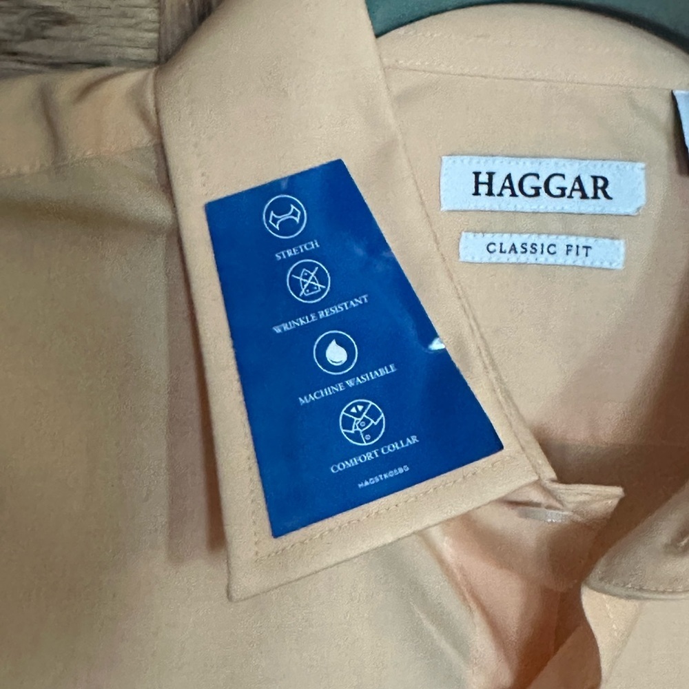 Men's Haggar® Premium Comfort Classic Fit Peach Dress Shirt - Picture 4 of 9